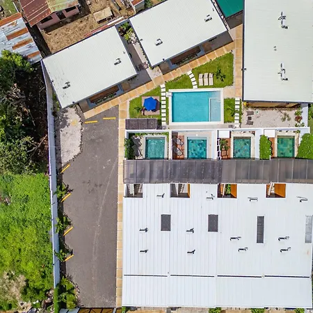Private 2-Studio Retreat Near Playa Del Coco!