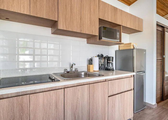Private 2-Studio Retreat Near Playa Del Coco! *